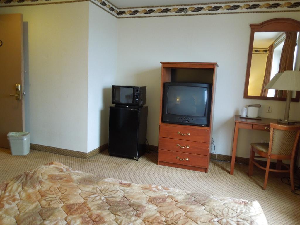 Red Carpet Brooklyn Motel