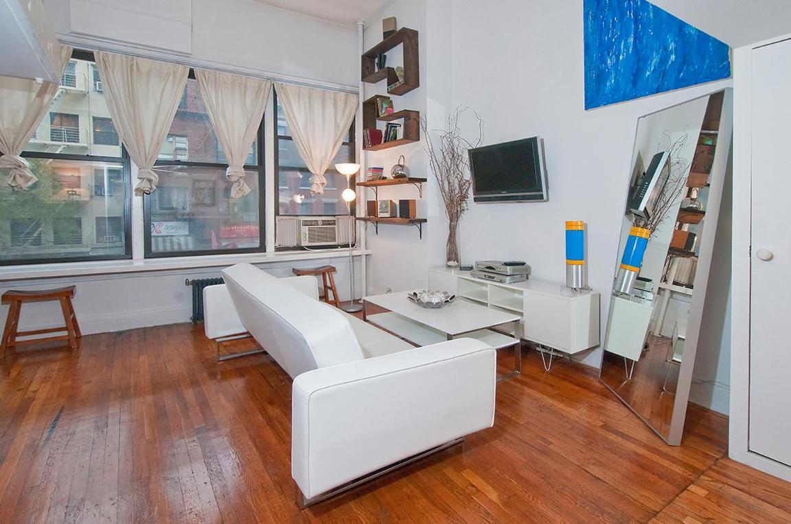 Luxury Apartments Next To Times Square New York