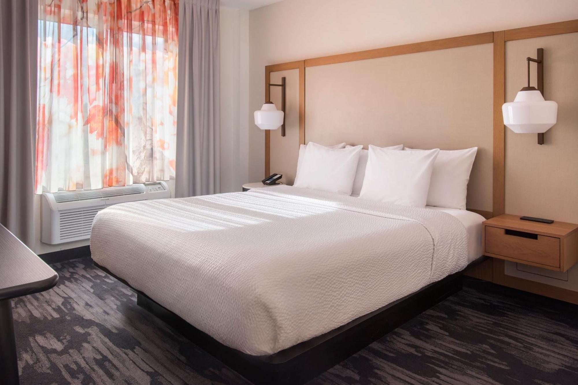 Fairfield By Marriott Laguardia Airport/flushing Hotel 3*