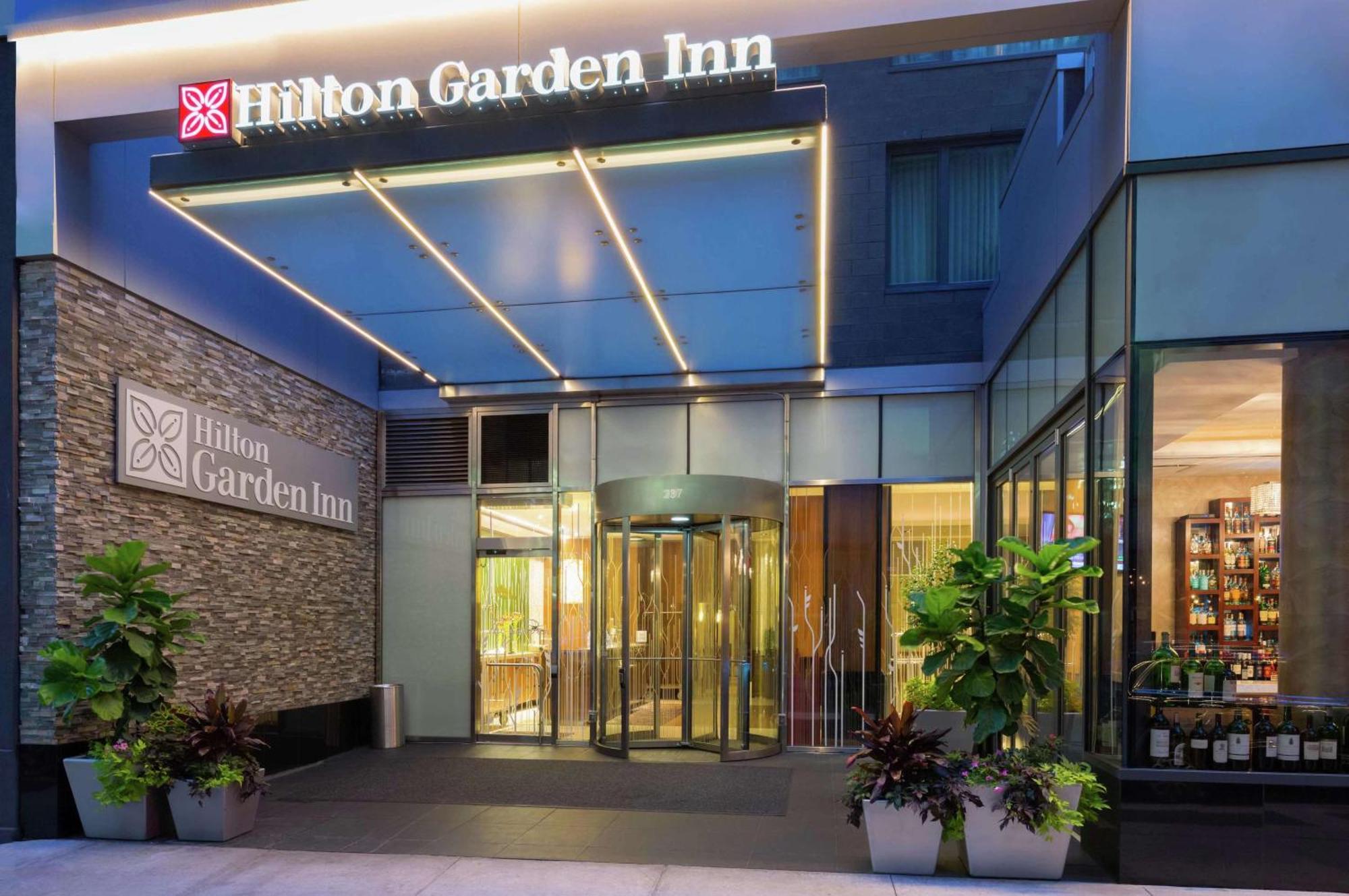 Hotel Hilton Garden Park South New York