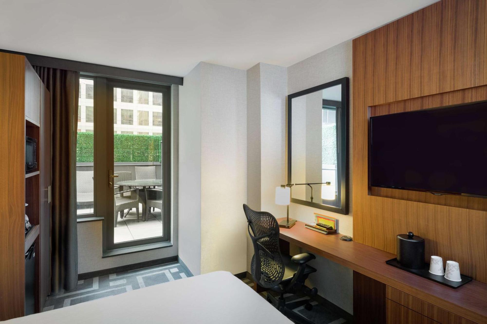 Hotel Hilton Garden Park South New York