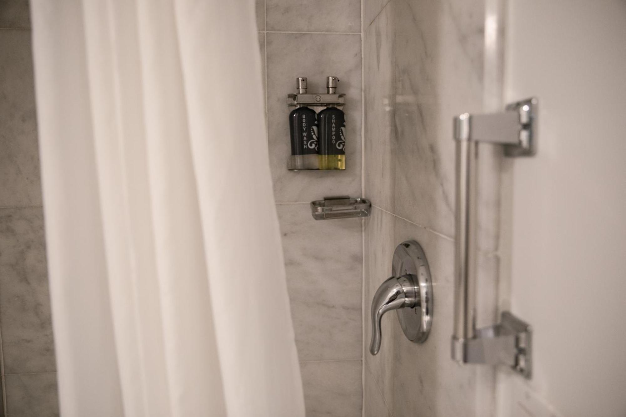 The Historic Blue Angel Lexington Ave, An Ascend Collection 3*