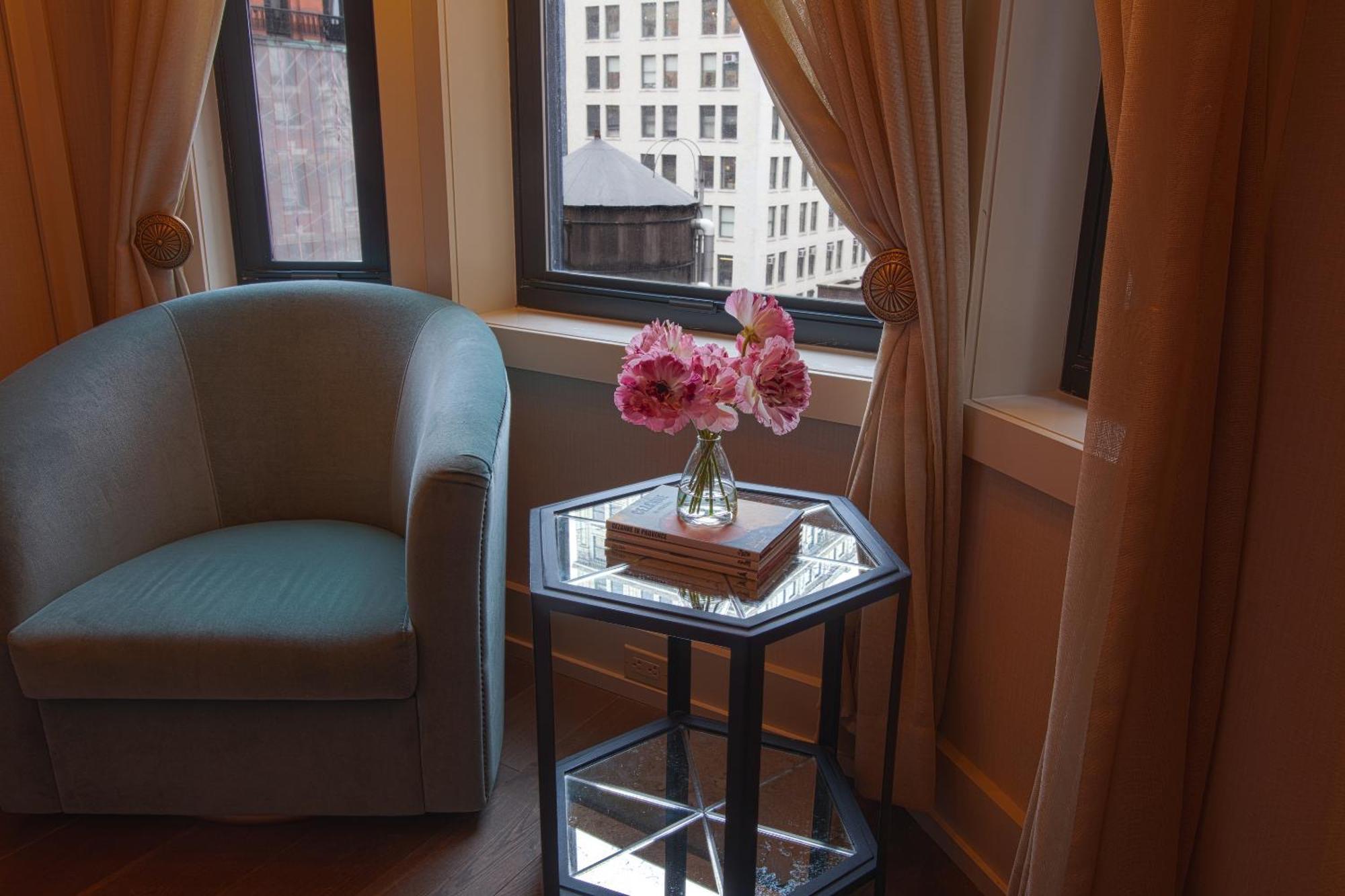 Hotel The Evelyn Nomad 5*