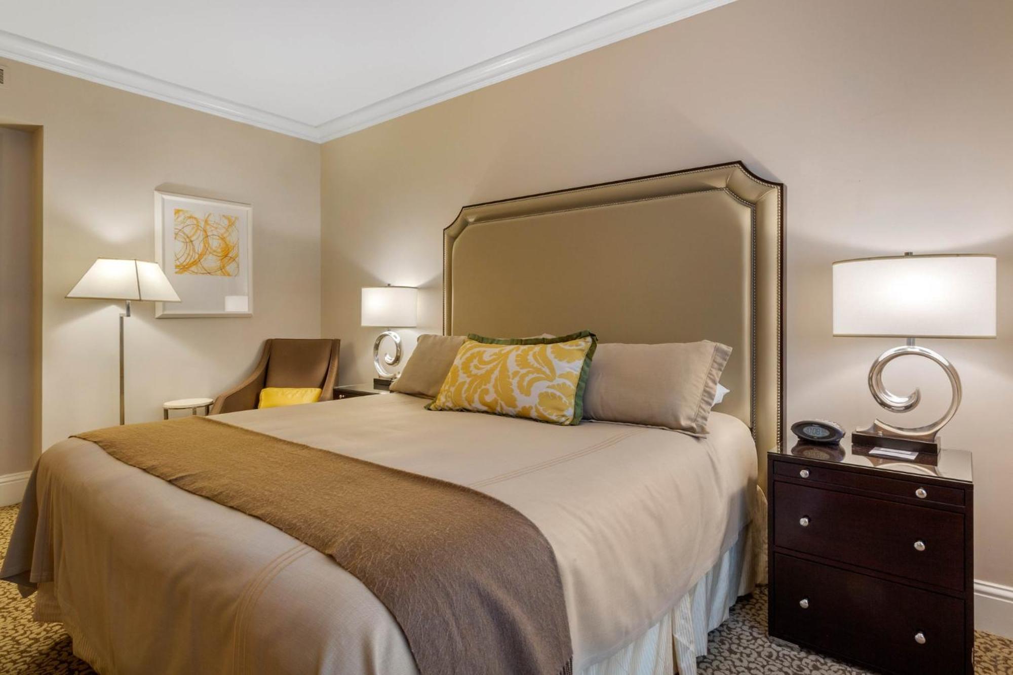 Hotel Omni Berkshire Place New York