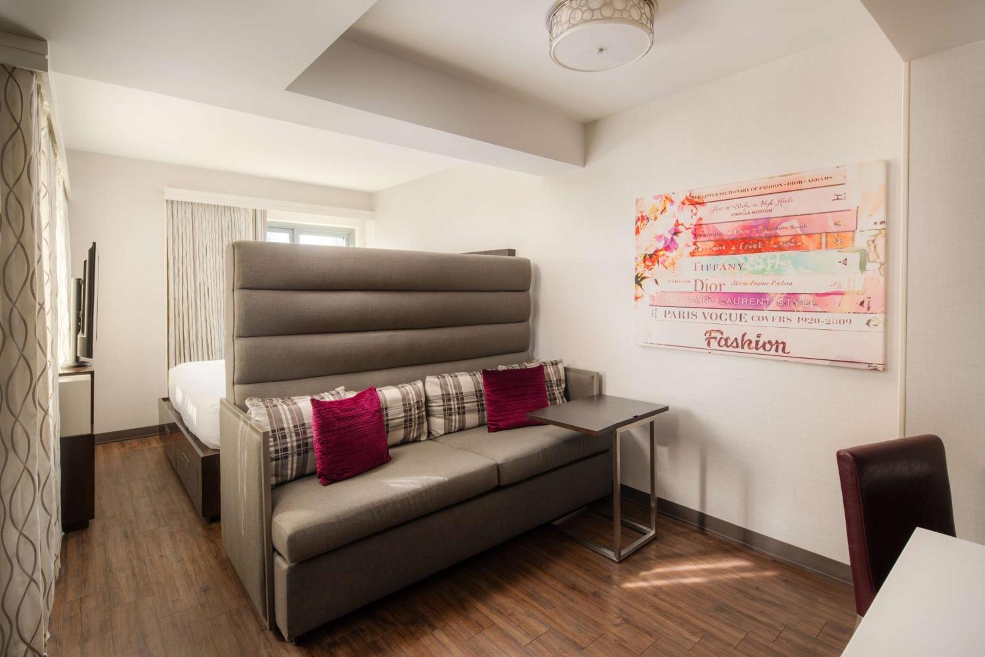 Embassy By Hilton Manhattan Times Square Hotel 4*