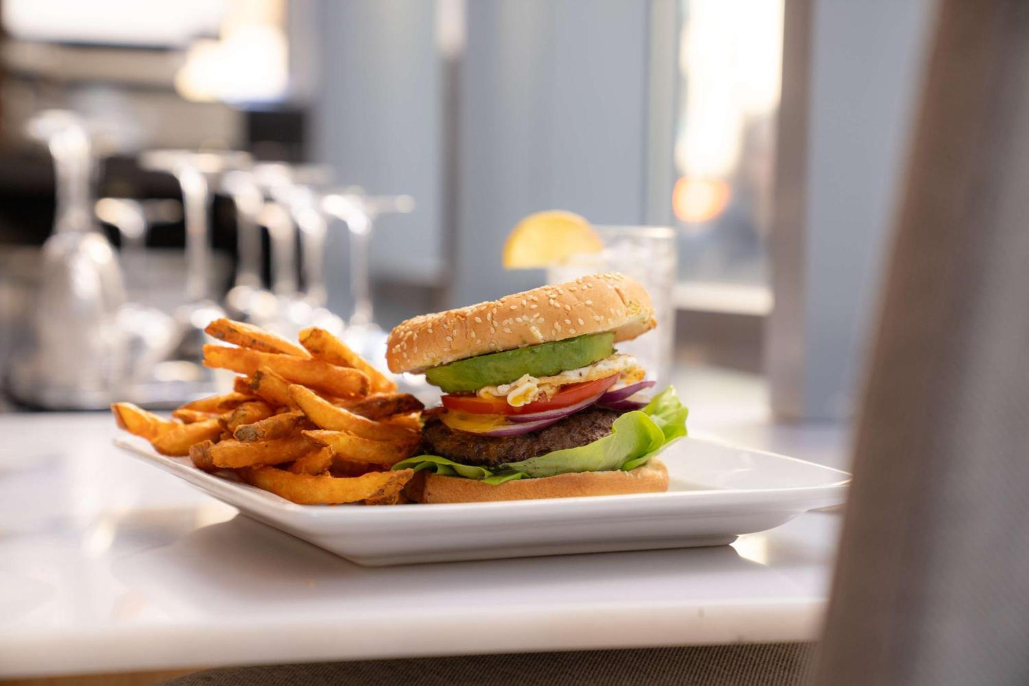 Embassy By Hilton Manhattan Times Square