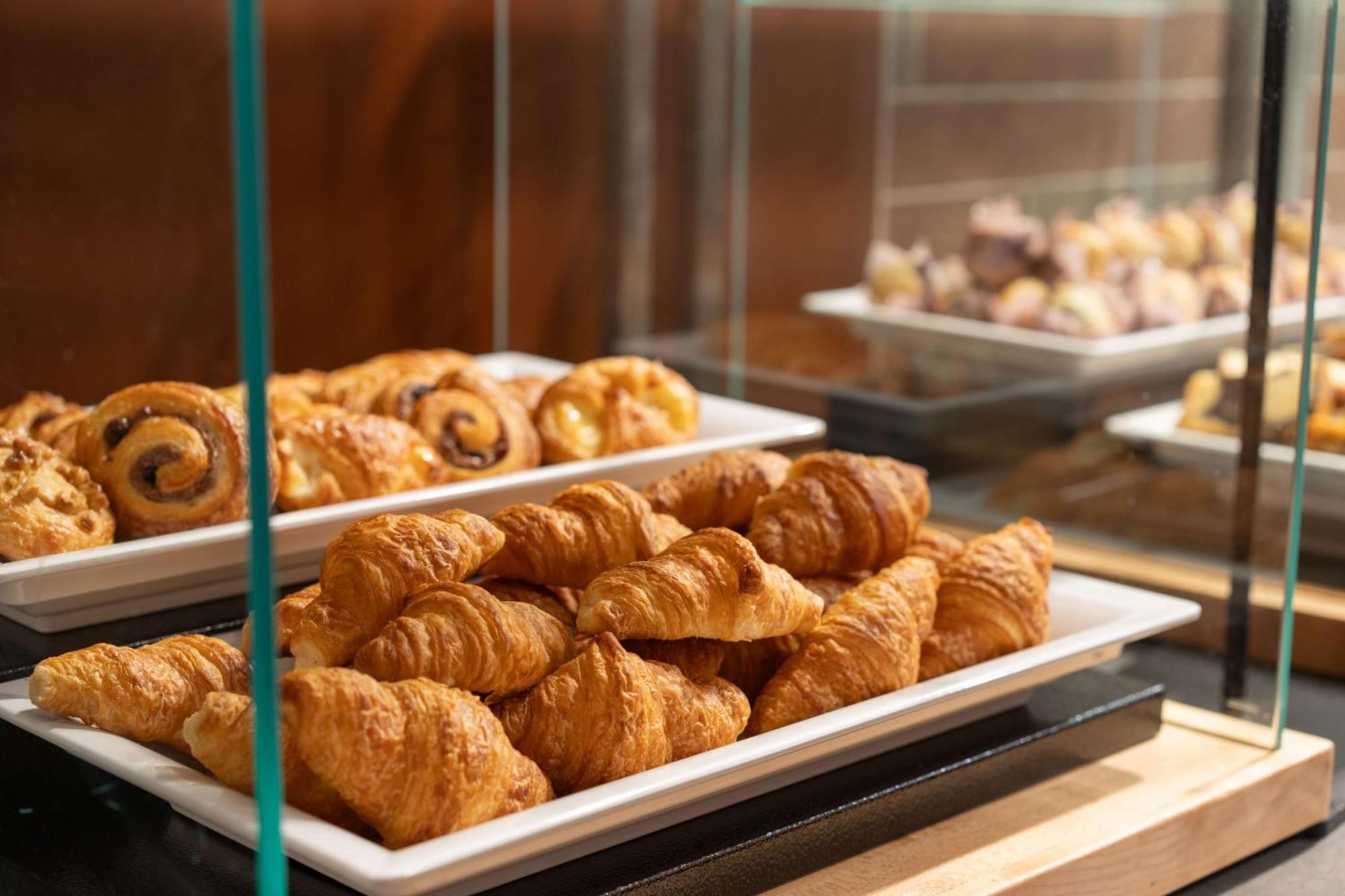 Embassy By Hilton Manhattan Times Square