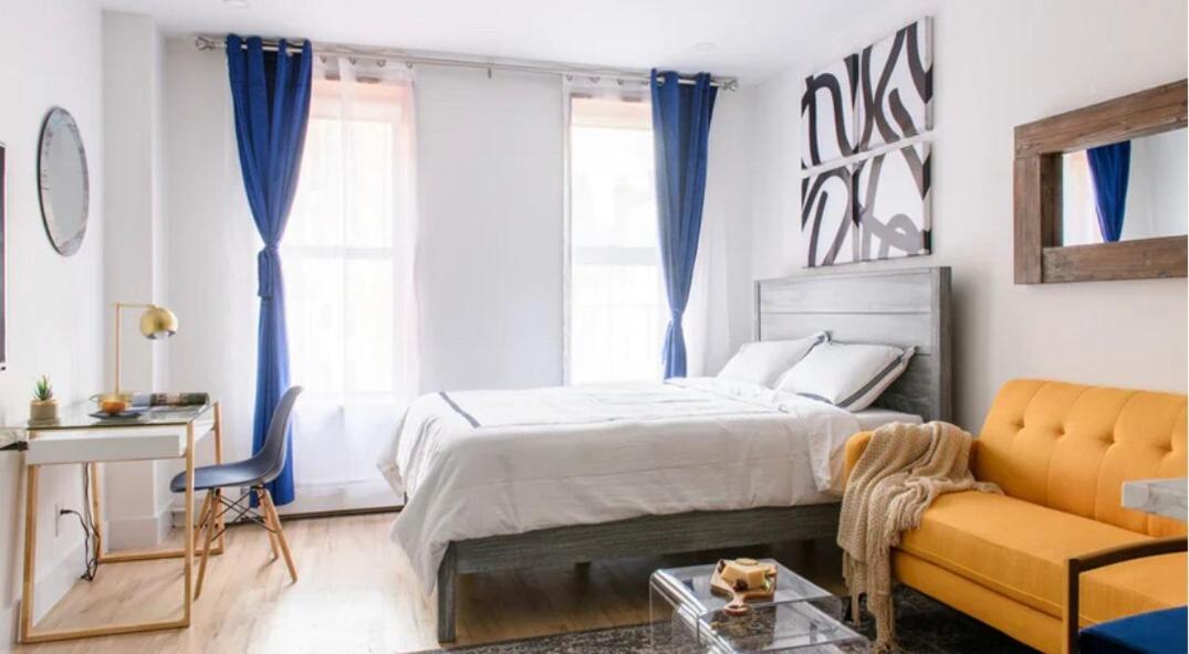 1597-14 New Renovated Rime Ues - W D New York