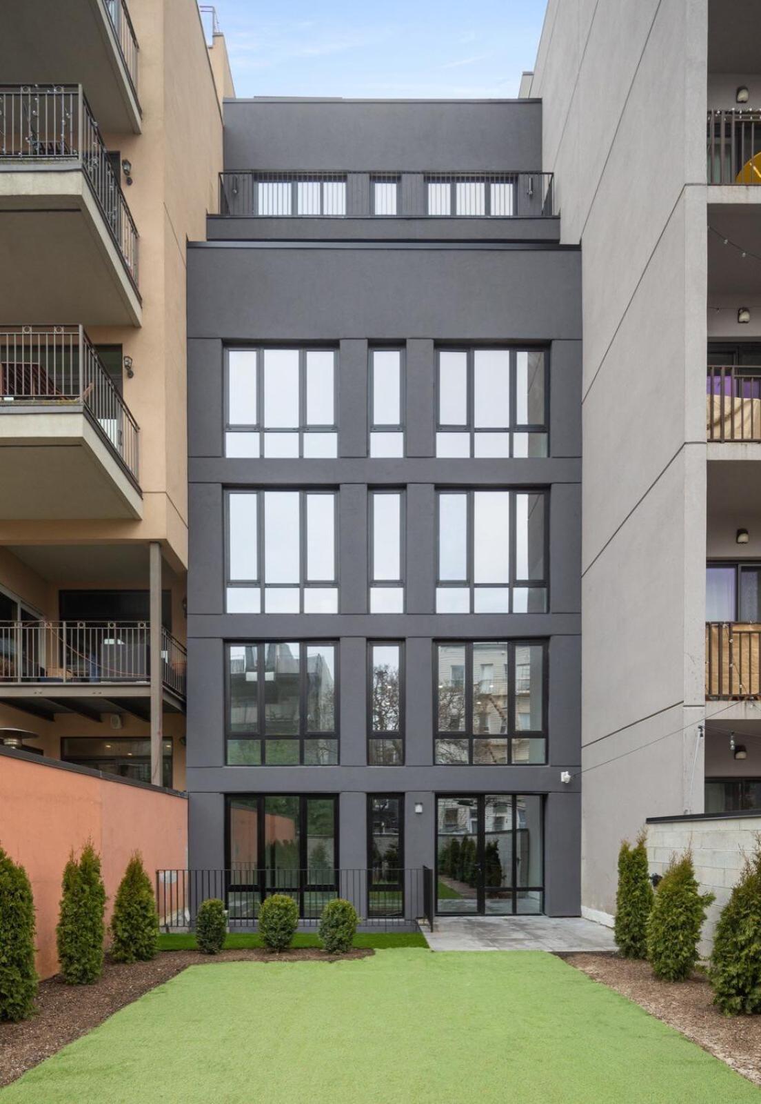 149bk-501 New Prime Greenpoint 2br Wd In Unit * New York