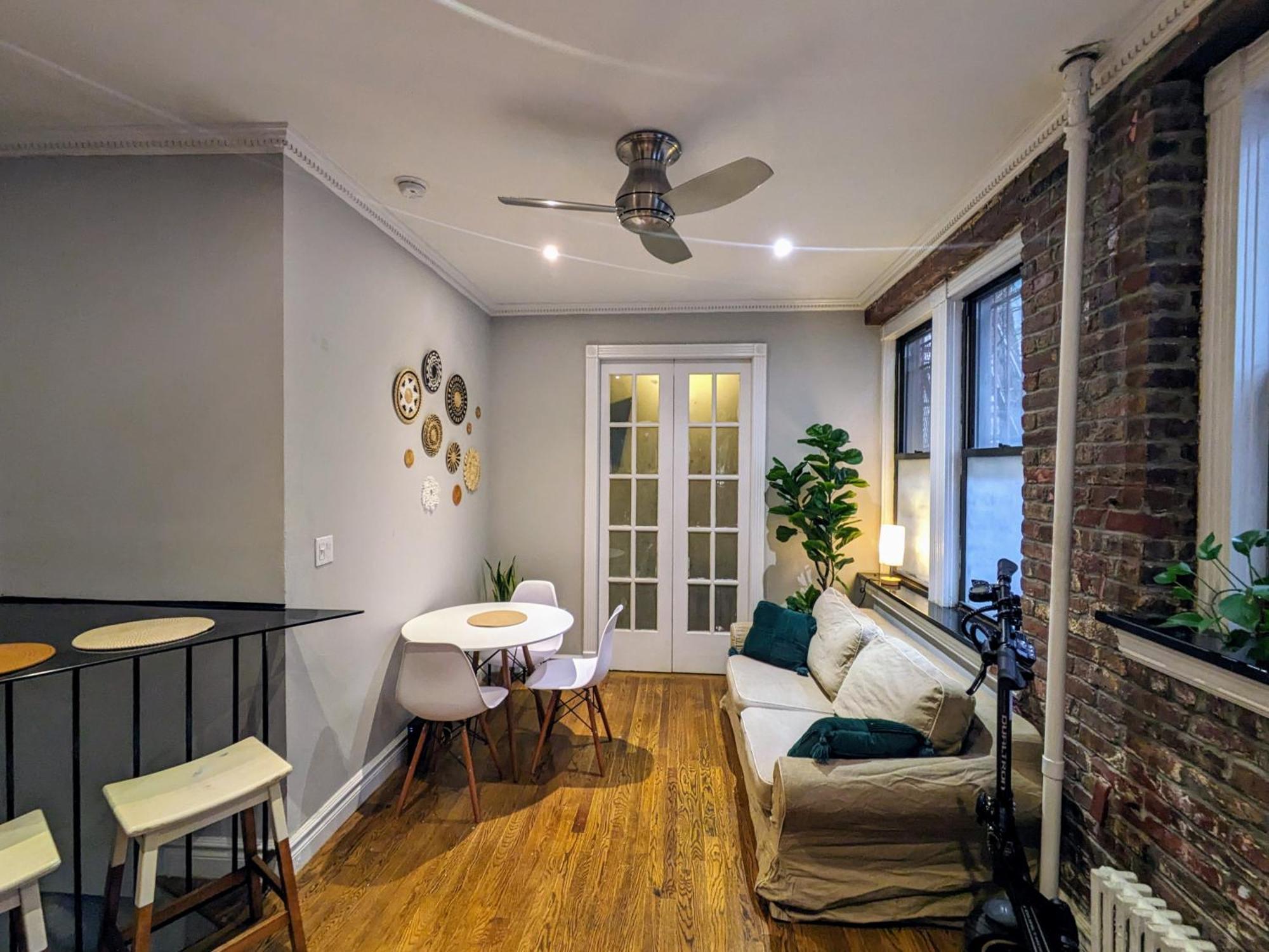 Private At A 3 Bedroom At The Heart Of East Village - Shared Apartment *