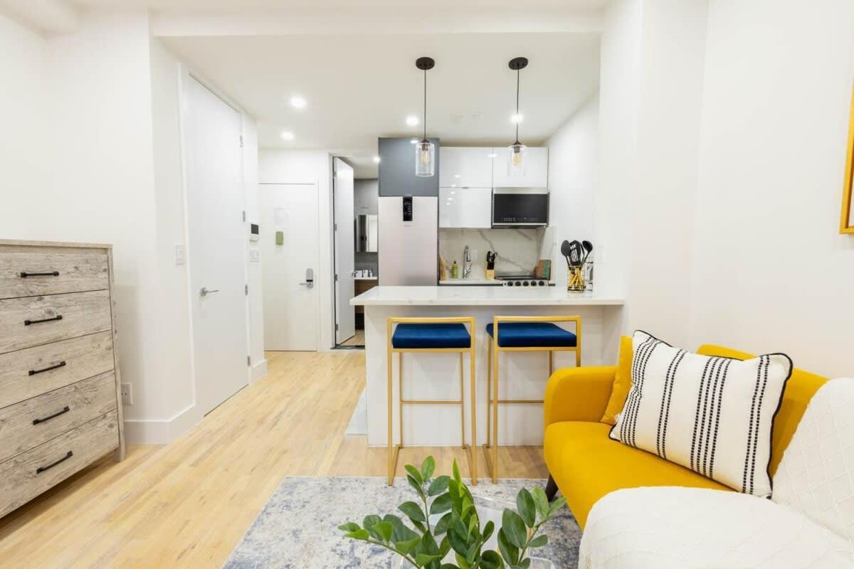 1597-1 Large W D In The Unit Prime Ues Apartment