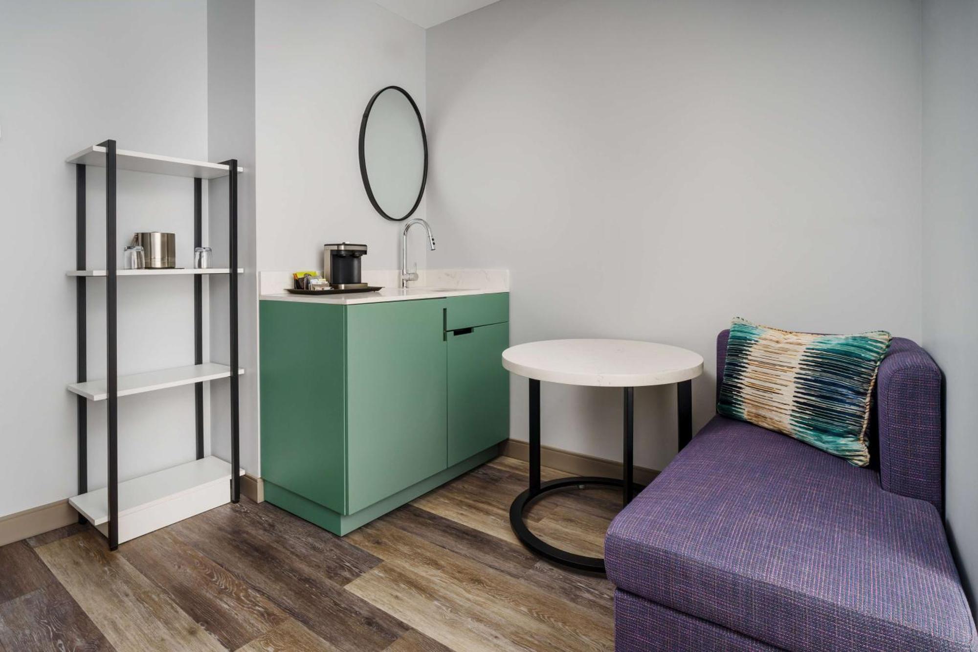 Doubletree By Hilton Midtown Fifth Ave Hotel 4*