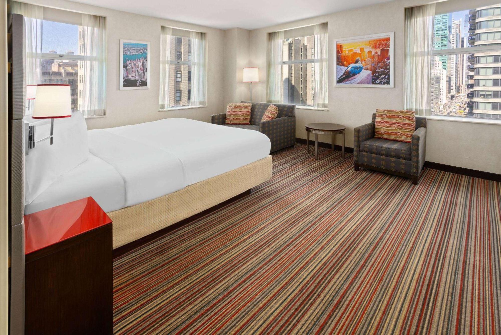 The Herald By Luxurban Hotel 3*