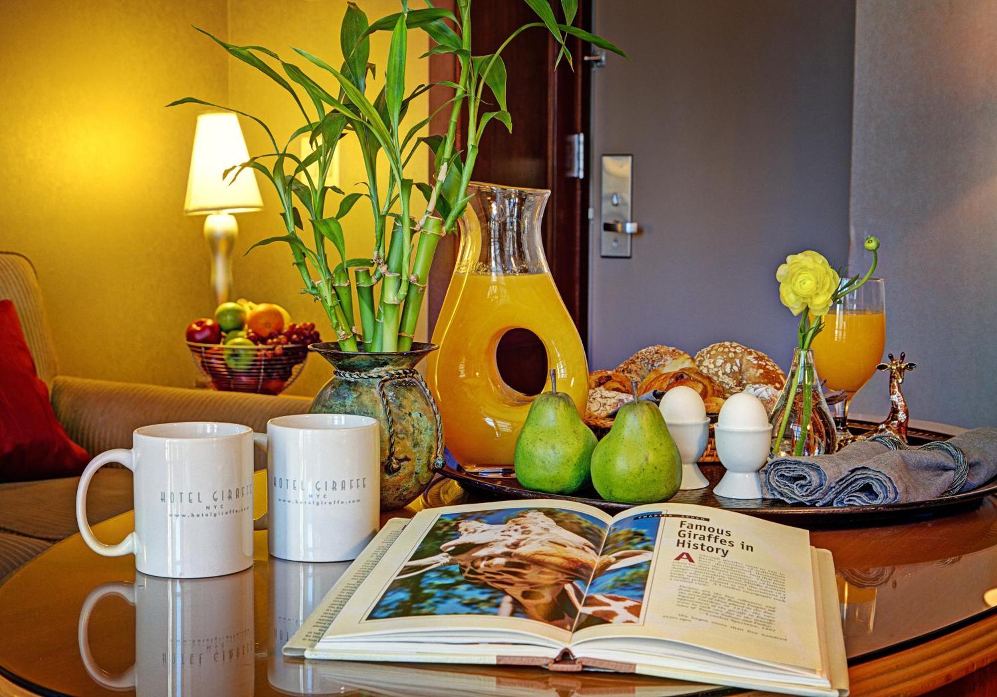 Hotel Giraffe By Library Collection