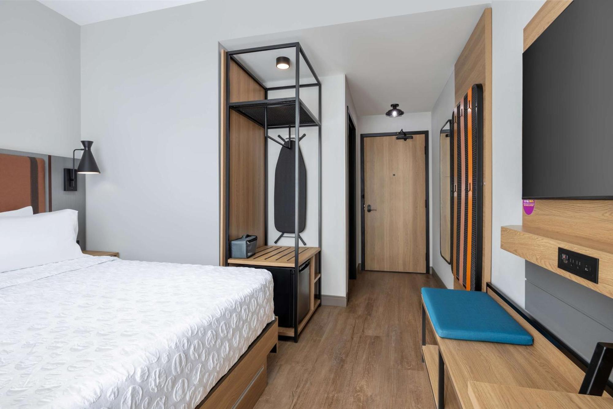 Tru By Hilton Brooklyn Hotel