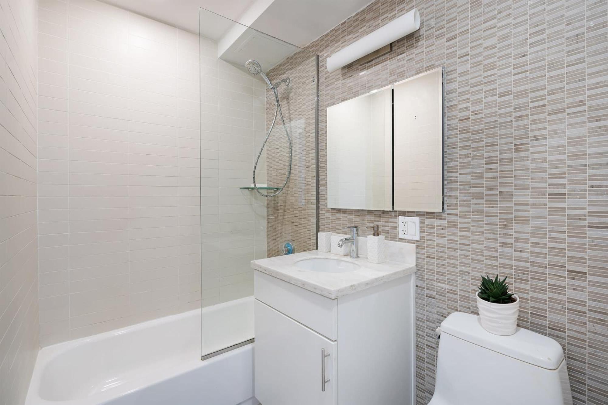 Apartment 809-3a 1br Columbus Circle Elevator W D *