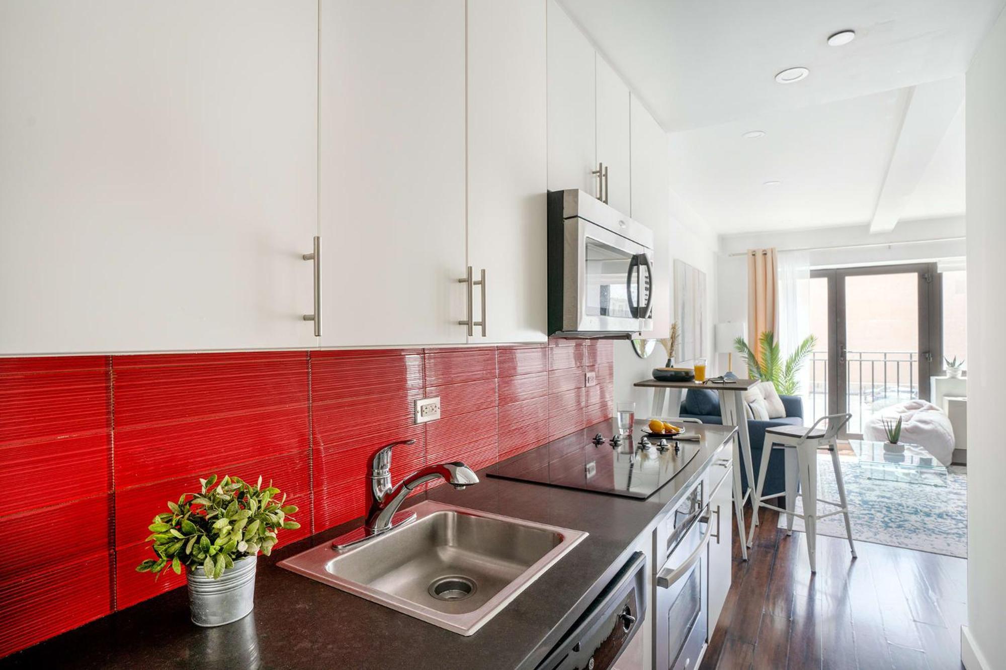 809-3a 1br Columbus Circle Elevator W D * New York