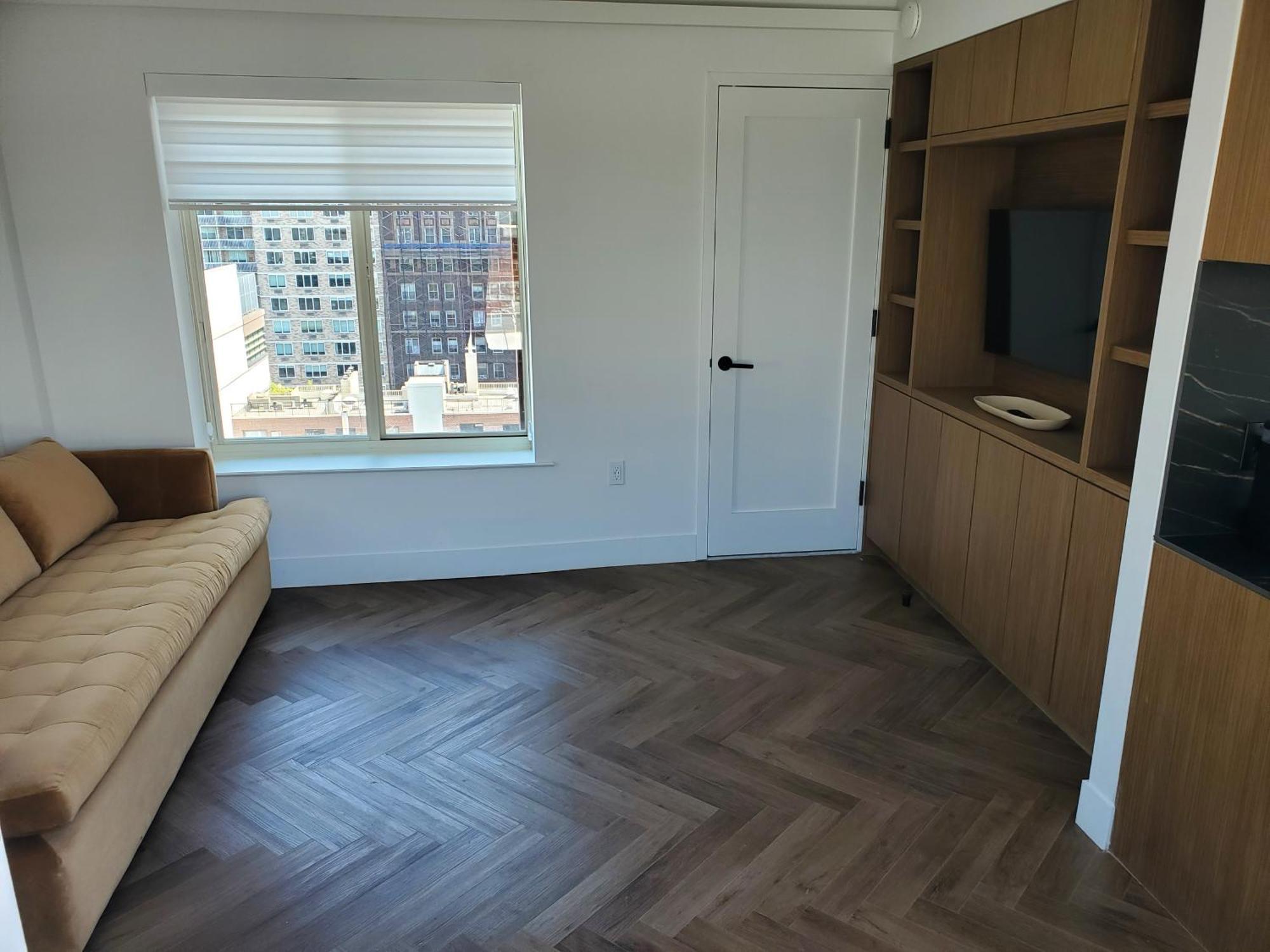 Riverside Tower 2* New York