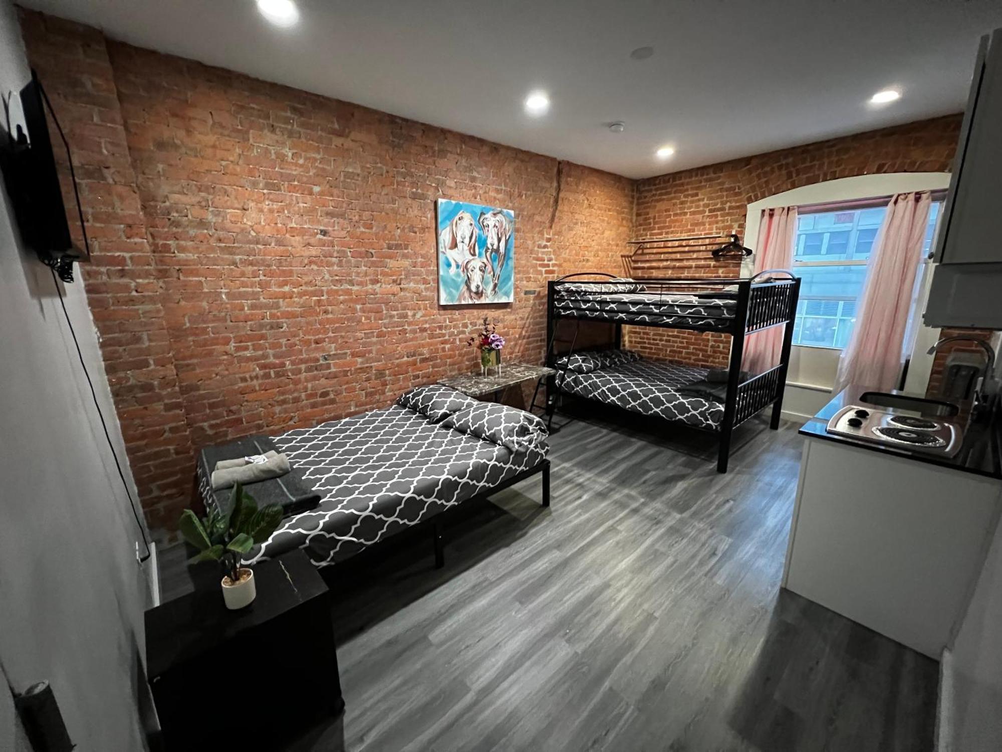 31 Street Broadway Apartment