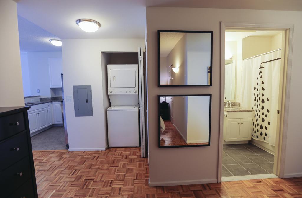 Apartment Liberty Towers - A Premier Furnished