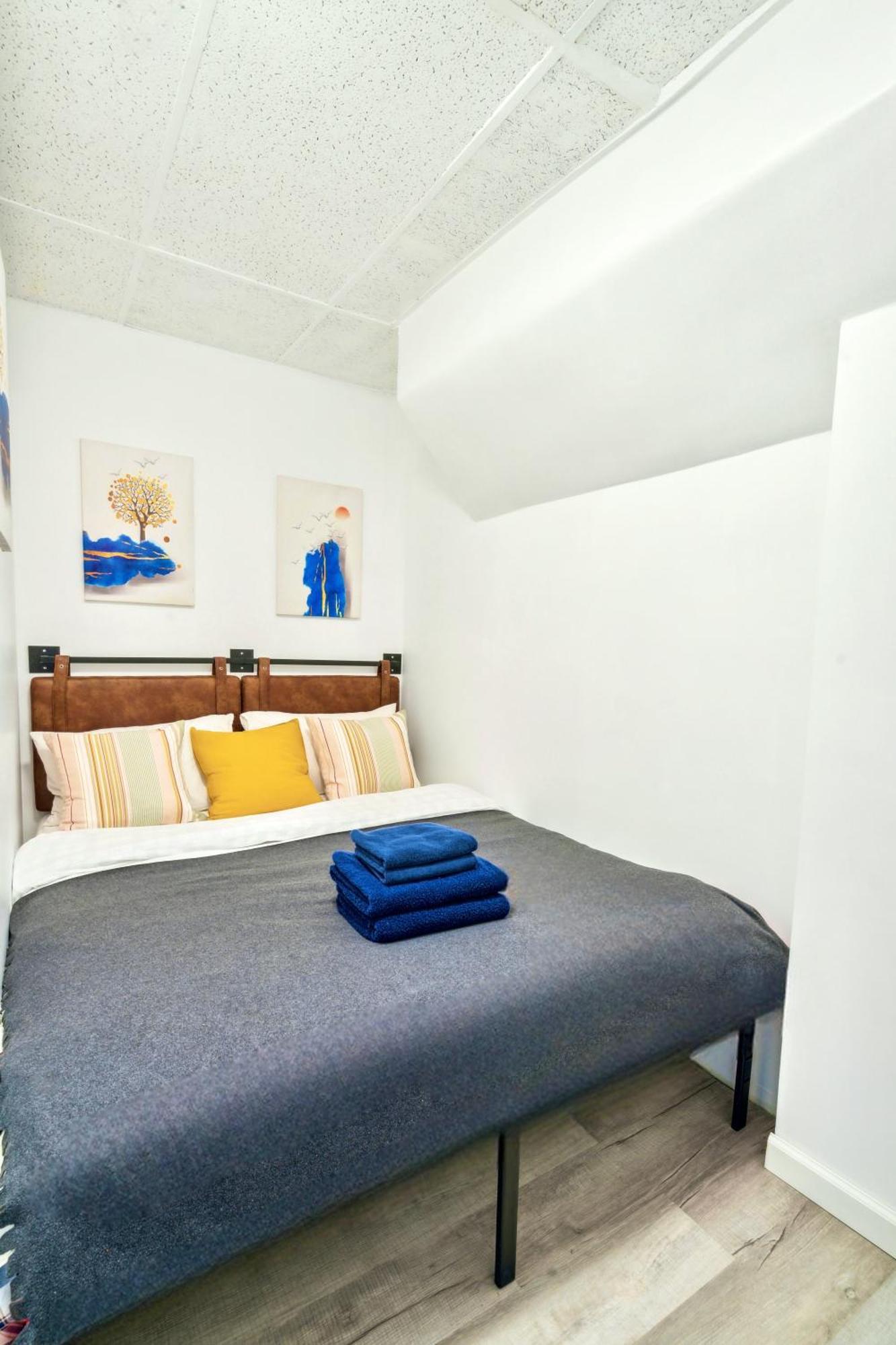 Cozy 2 Bedroom Gem In Lower Manhattan W Big Living *