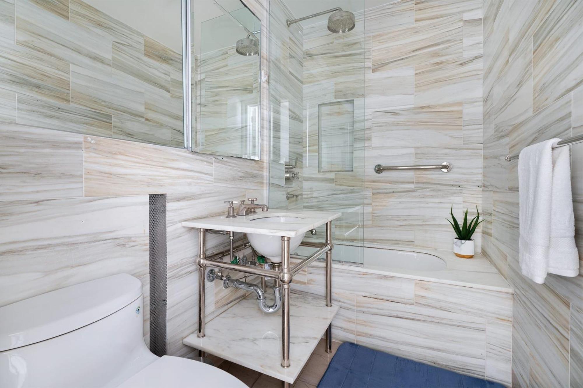 Apartment 73-519 New Uws Doorman Gym