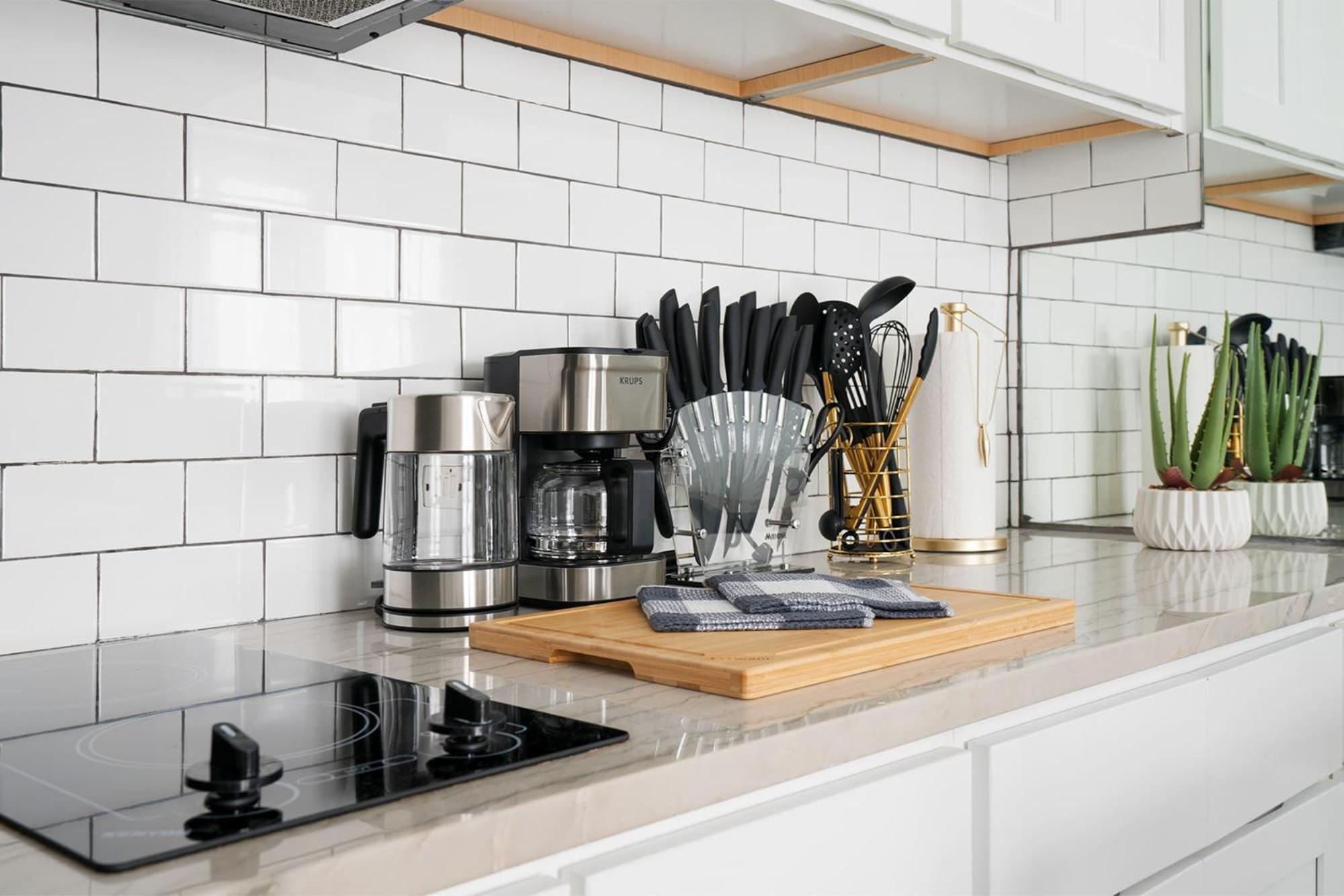 73-519 New Uws Doorman Gym * New York