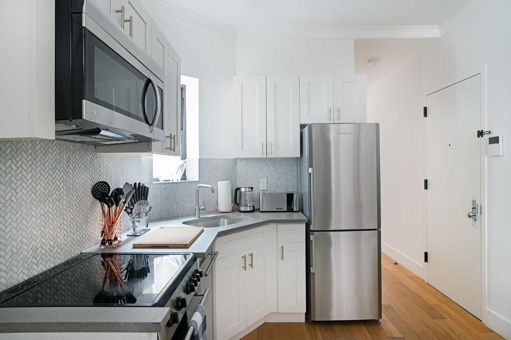 Apartment 1290-16 New Renovated 2 Bedrooms In Ues New York