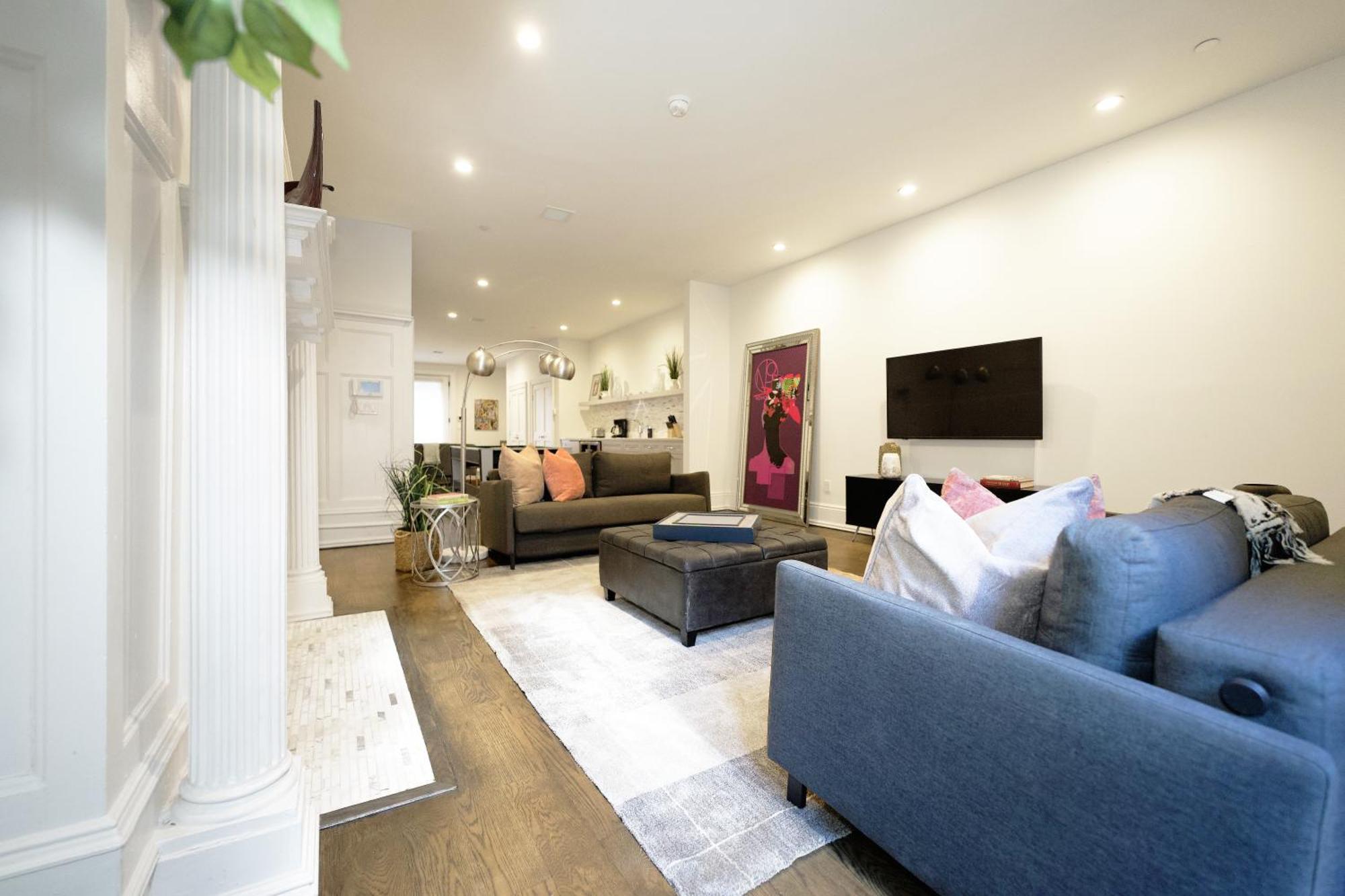 Massive Multi-million Dollar With Private Rooftop L Fashion House L