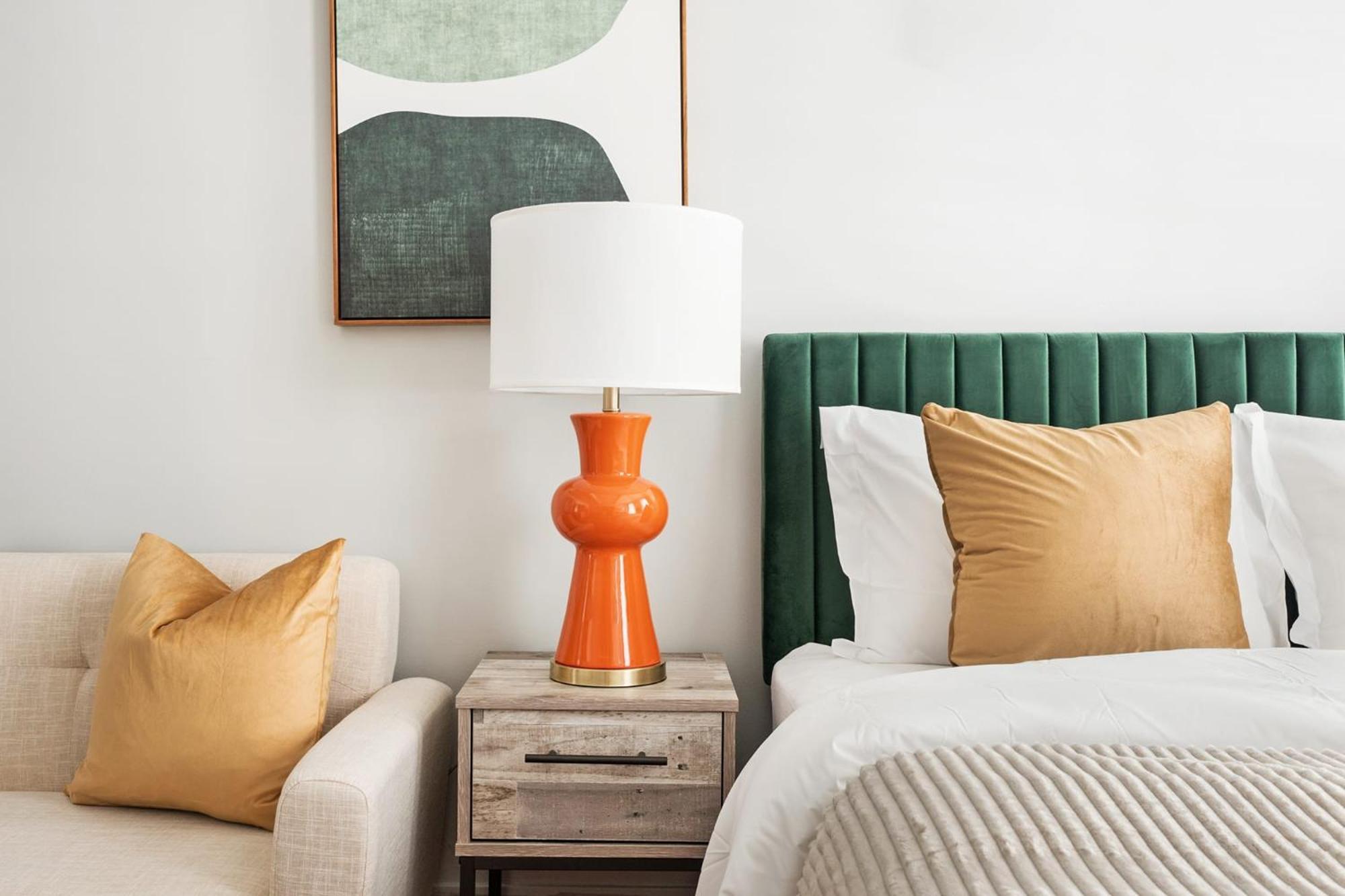 73-819 New Uws Doorman Gym * New York