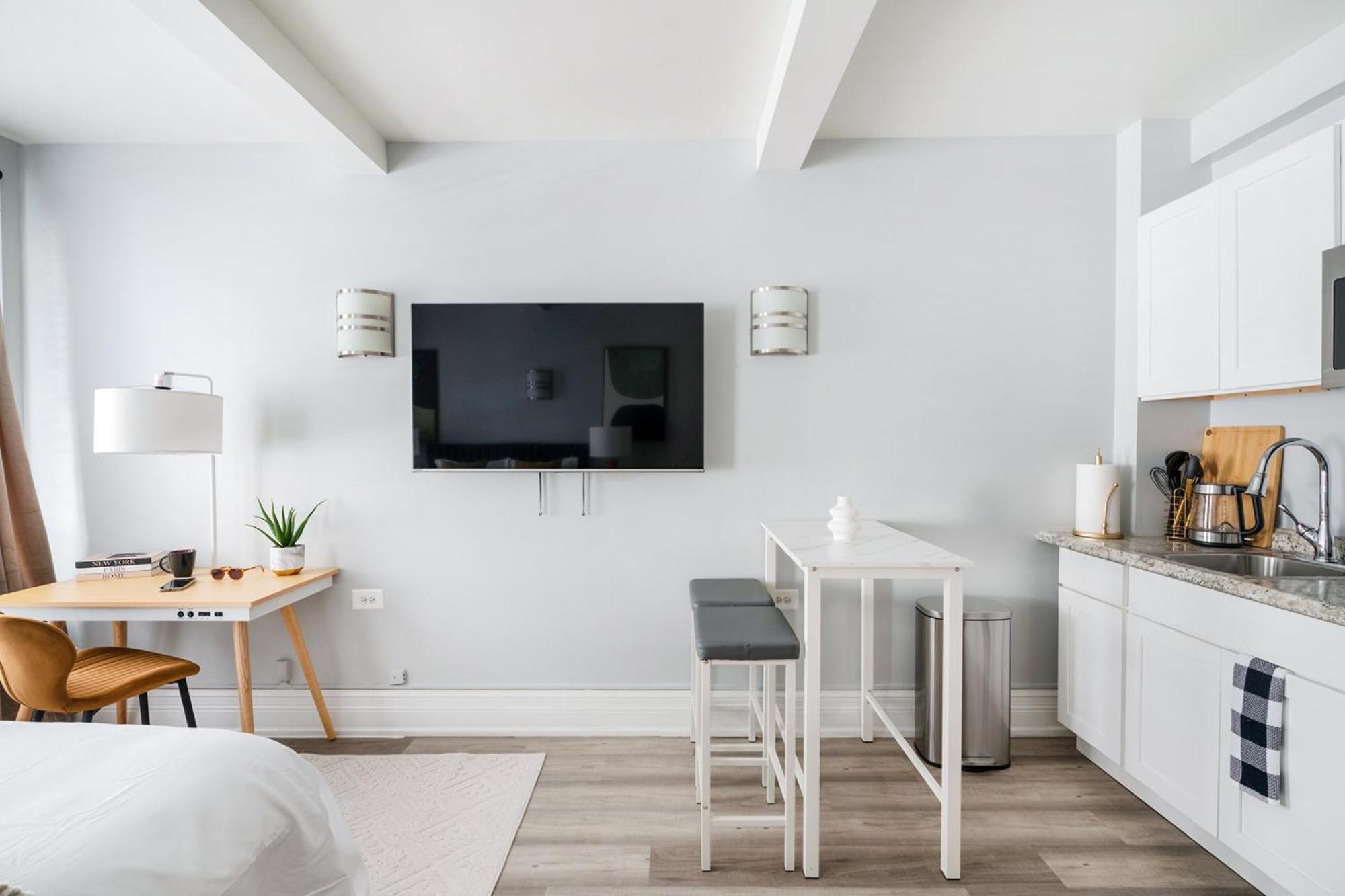 73-819 New Uws Doorman Gym Apartment New York