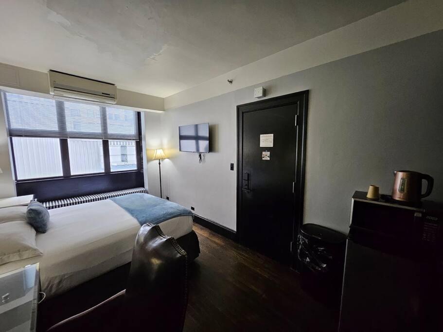 Penthouse Studio At The Mansfield Apartment New York