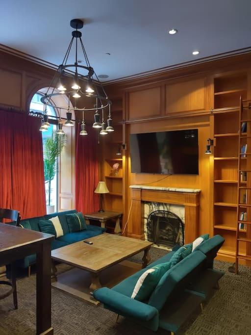 Apartment Penthouse Studio At The Mansfield New York