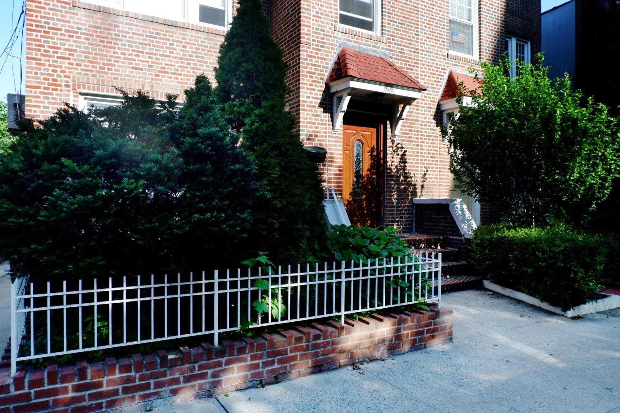 Newly Renovated - Minutes From The *