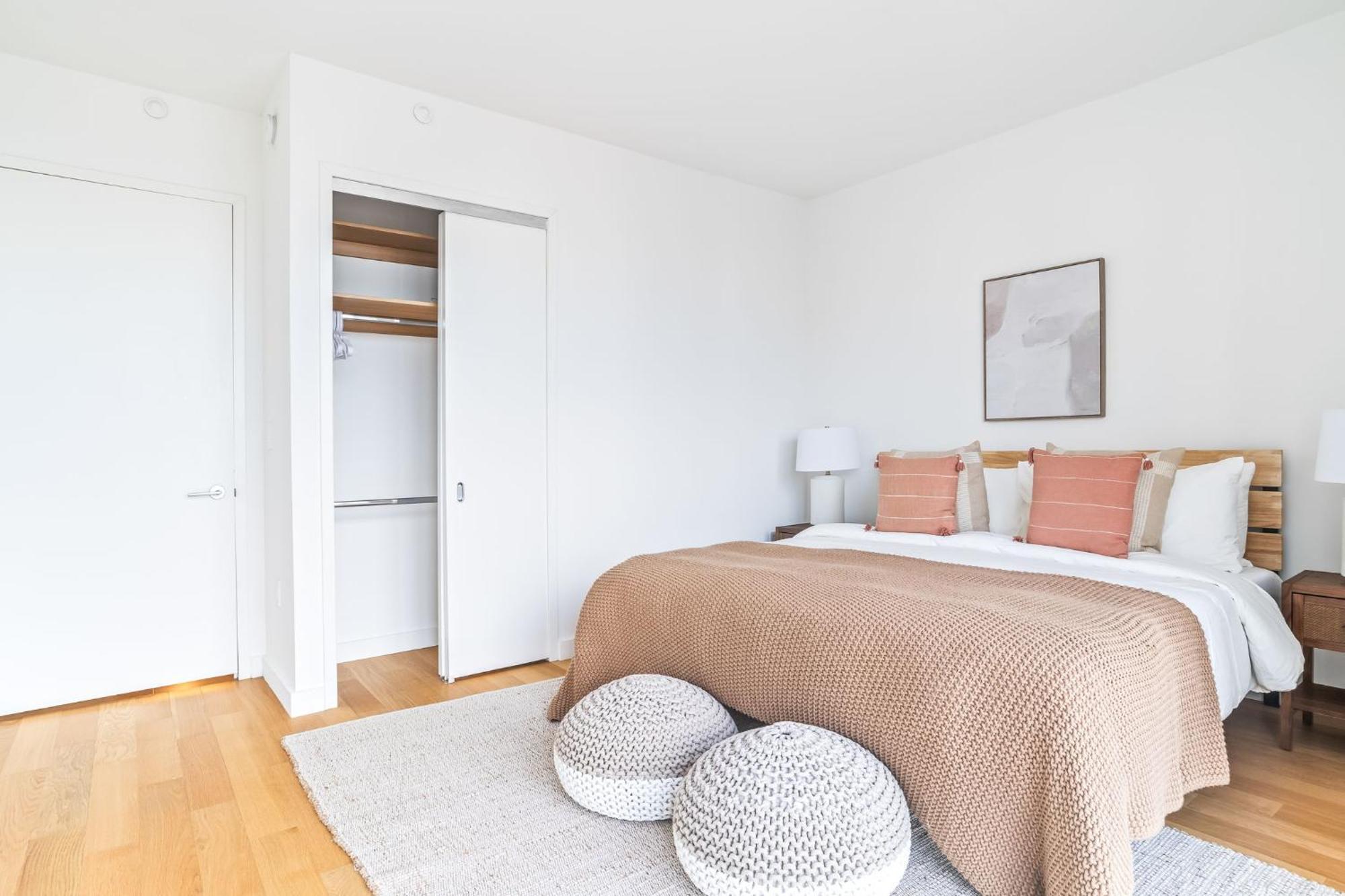 Apartment 2bd 2 Bth Marvelous