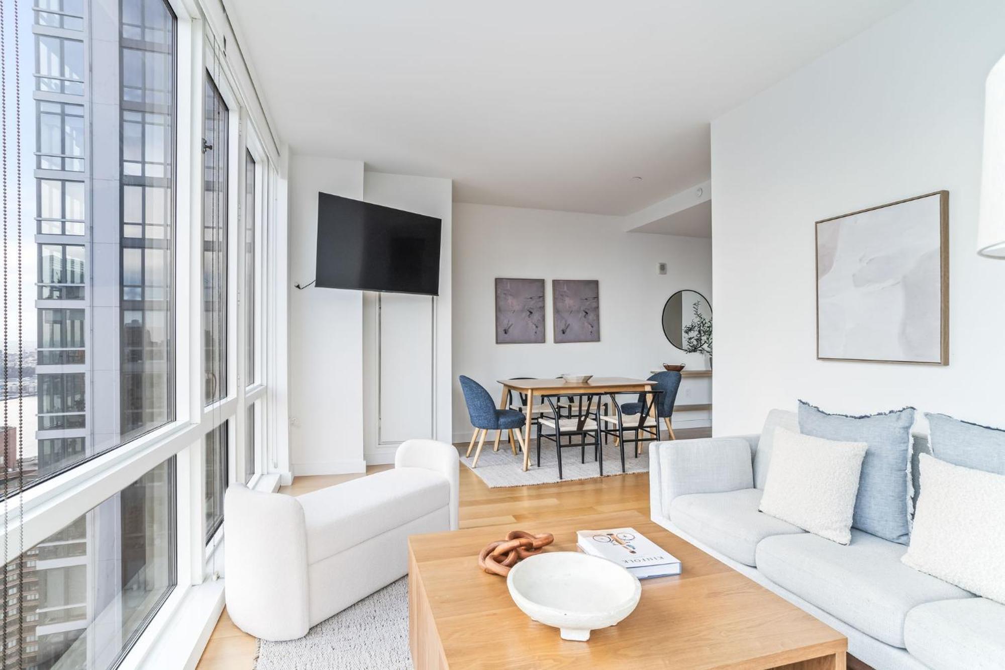 Apartment 2bd 2 Bth Marvelous