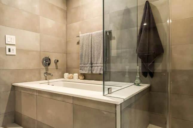 Harlem New Multi-million Dollar Manhattan Brownstone *