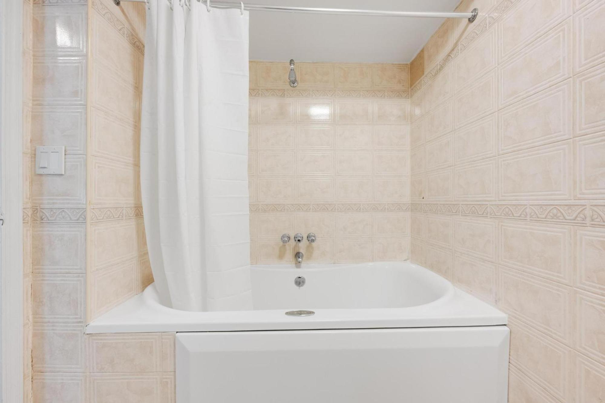 Bay Ridge Aparthotel 2*