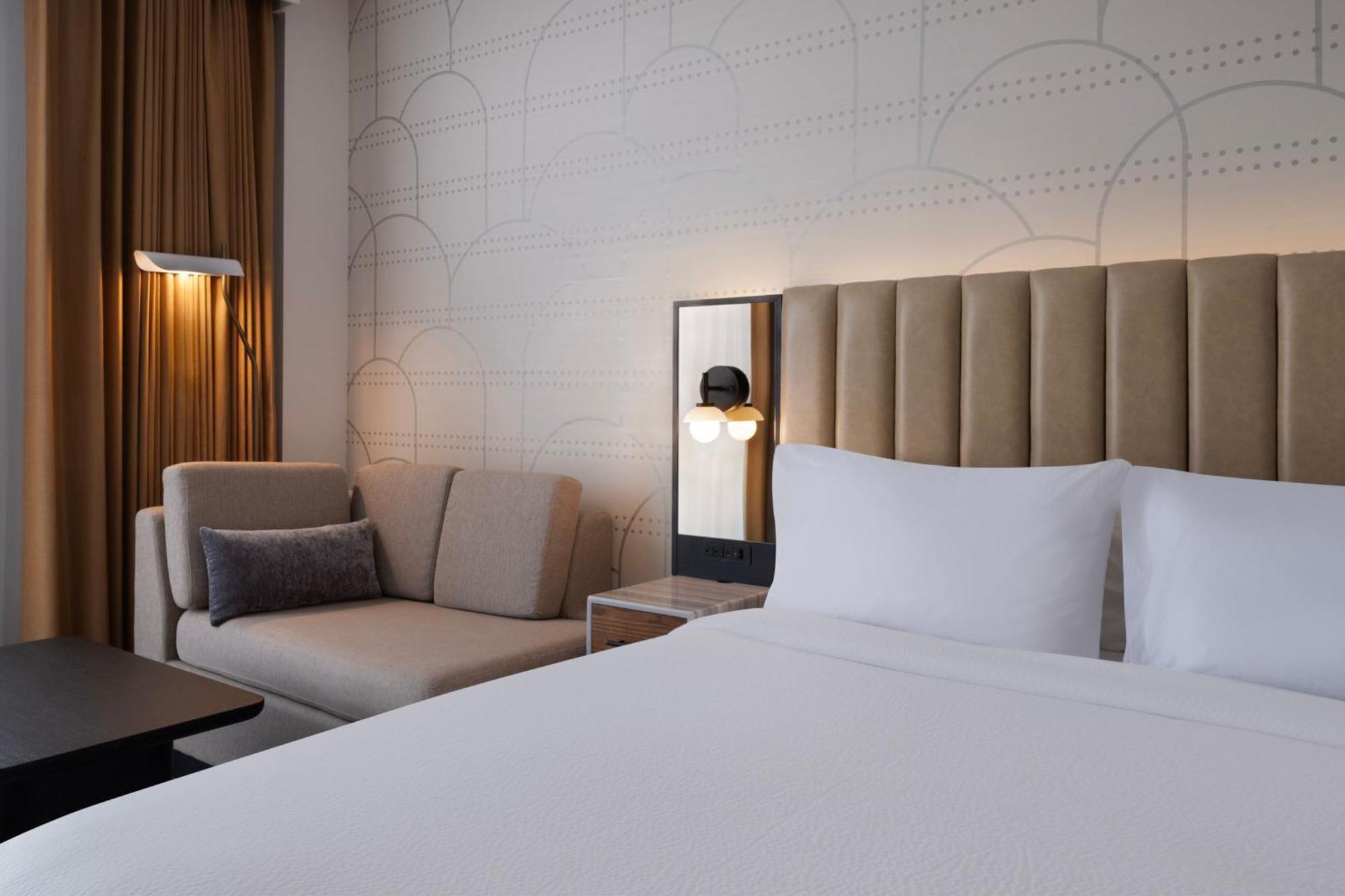 Hotel Courtyard By Marriott Manhattan / Soho 4*