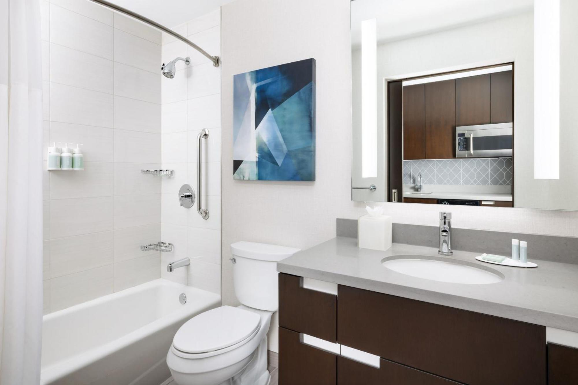 By Marriott Downtown Manhattan/world Trade Center Area Hotel 4*