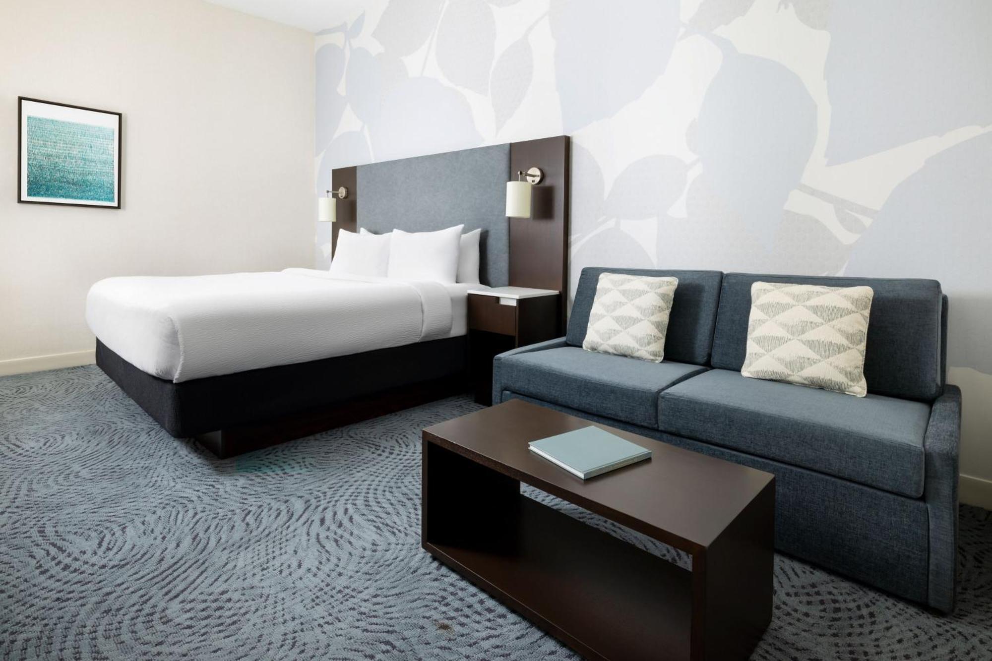 By Marriott Downtown Manhattan/world Trade Center Area Hotel 4*