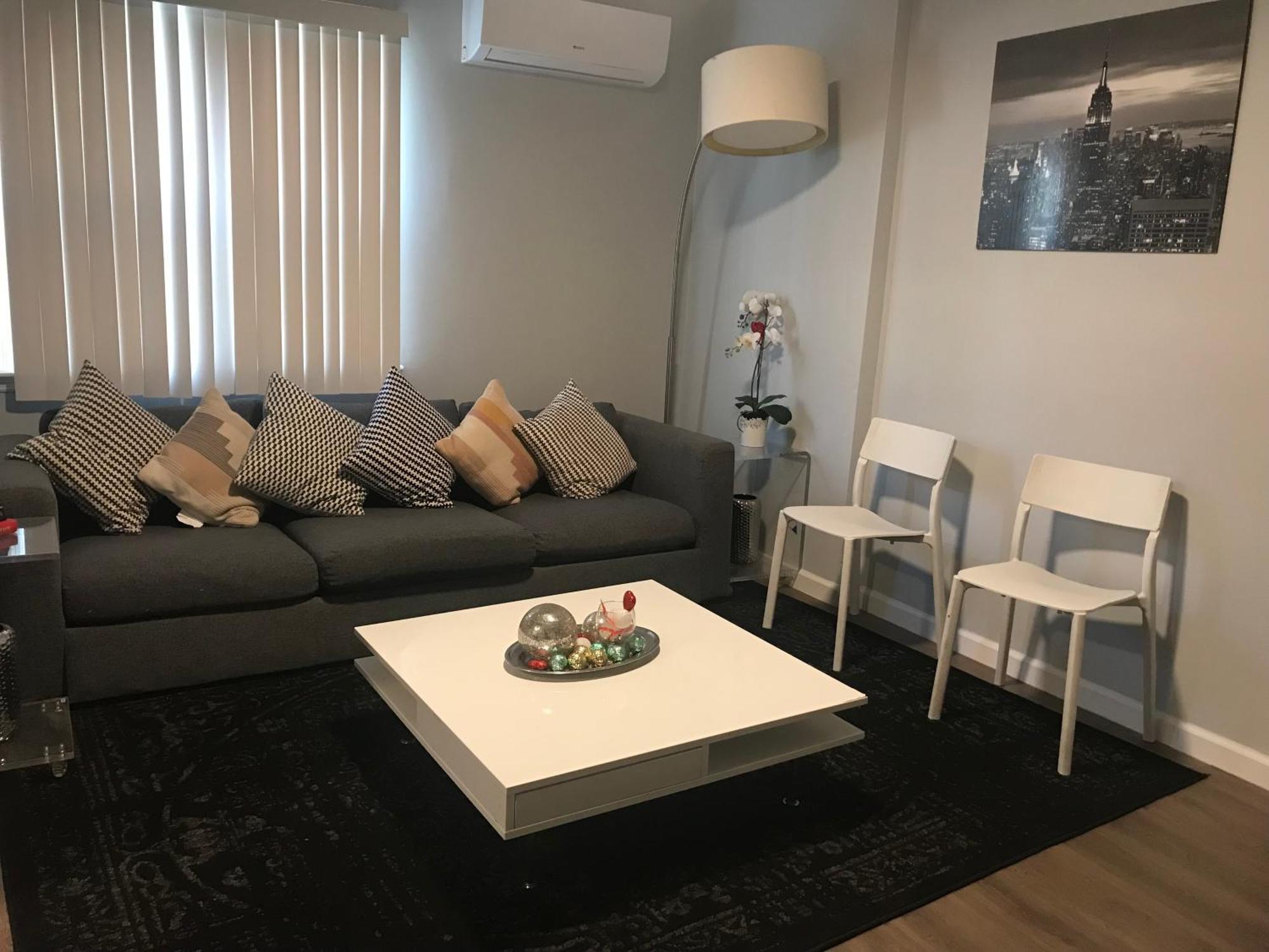 30 Mins To Times Sq!!!! New York