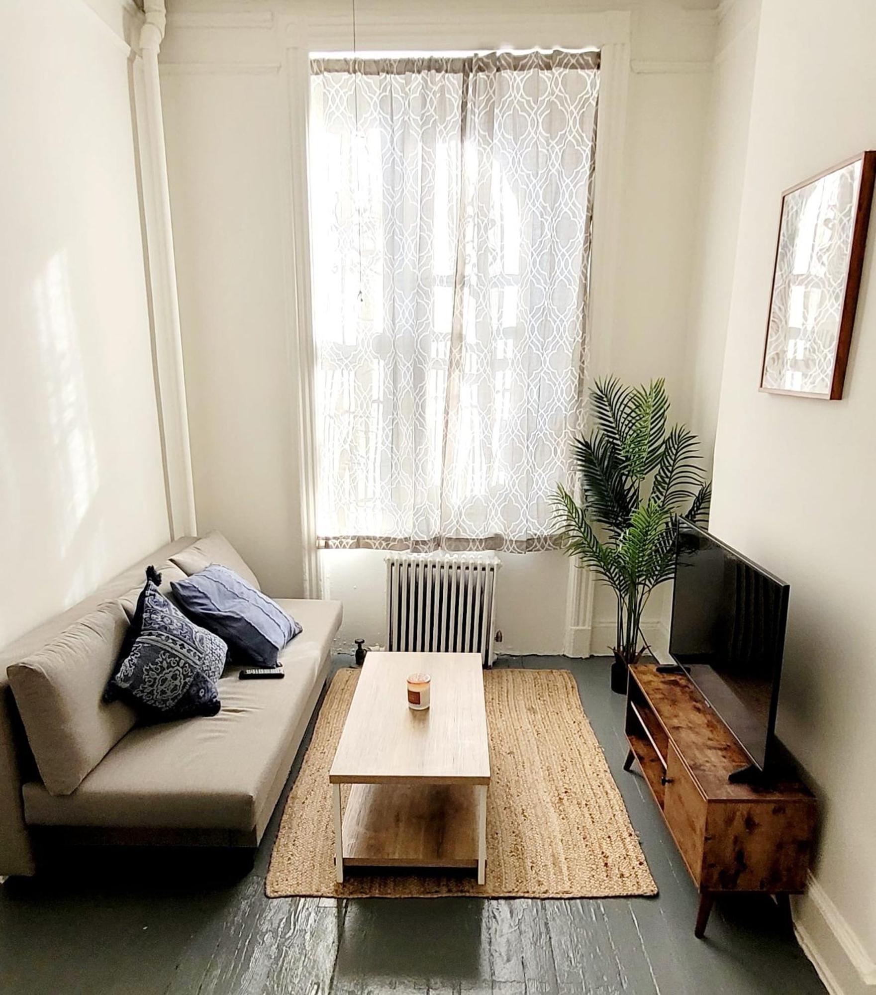 Apartment Superlative Midtown Manhattan