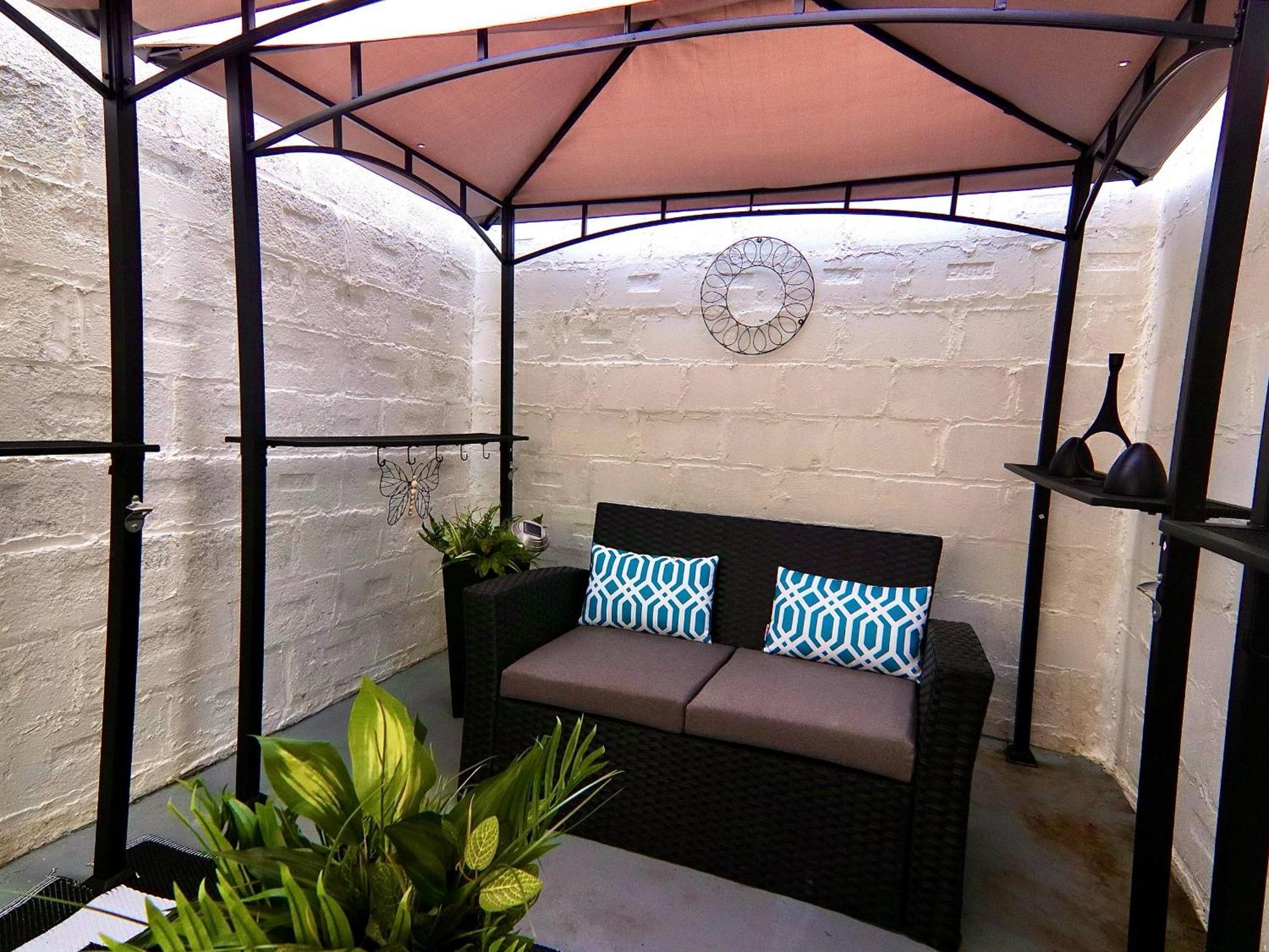 Hugh's And Nora's Place To New York