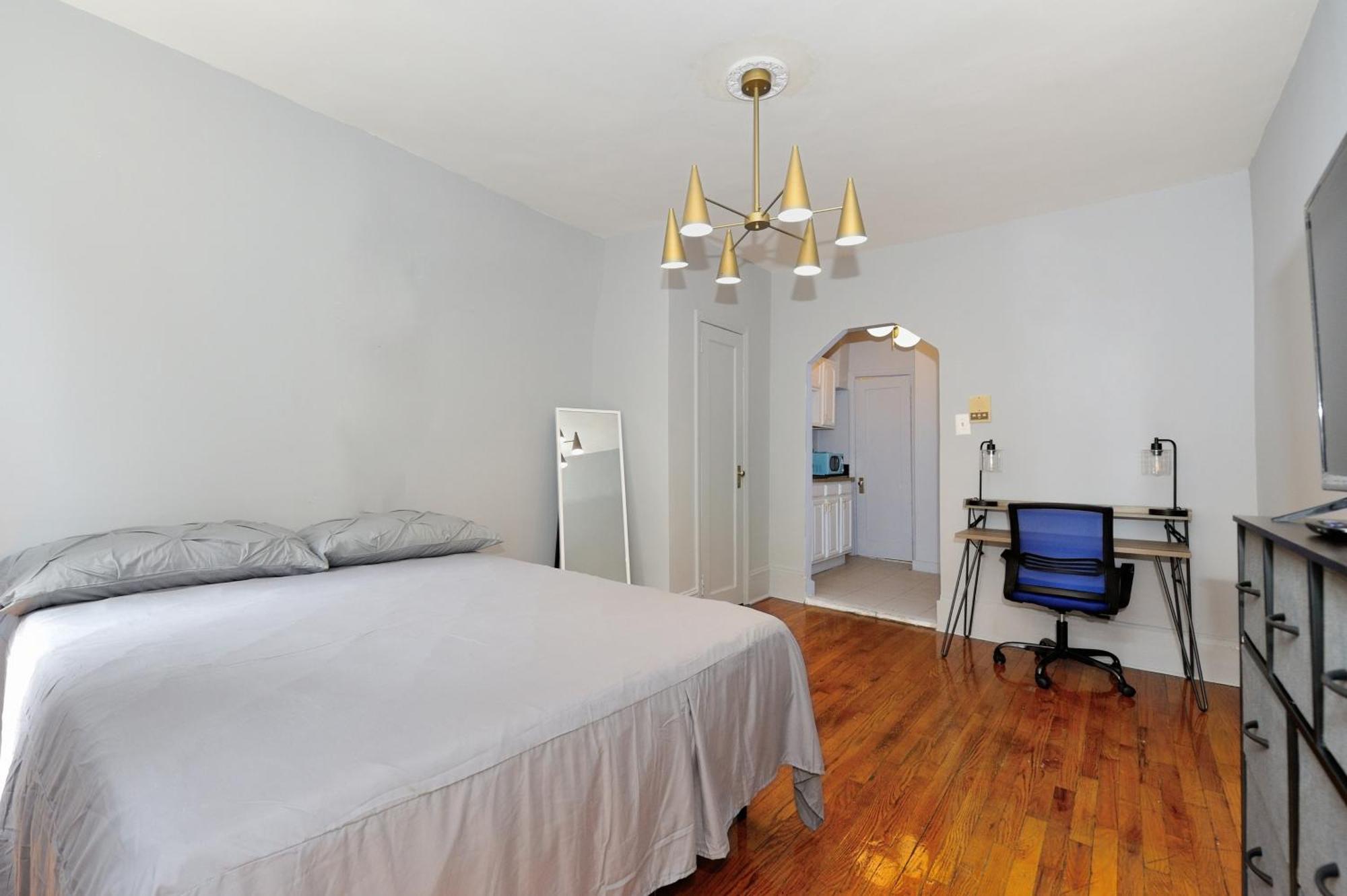 Monthly Nyc Rentals- Superb Apartment