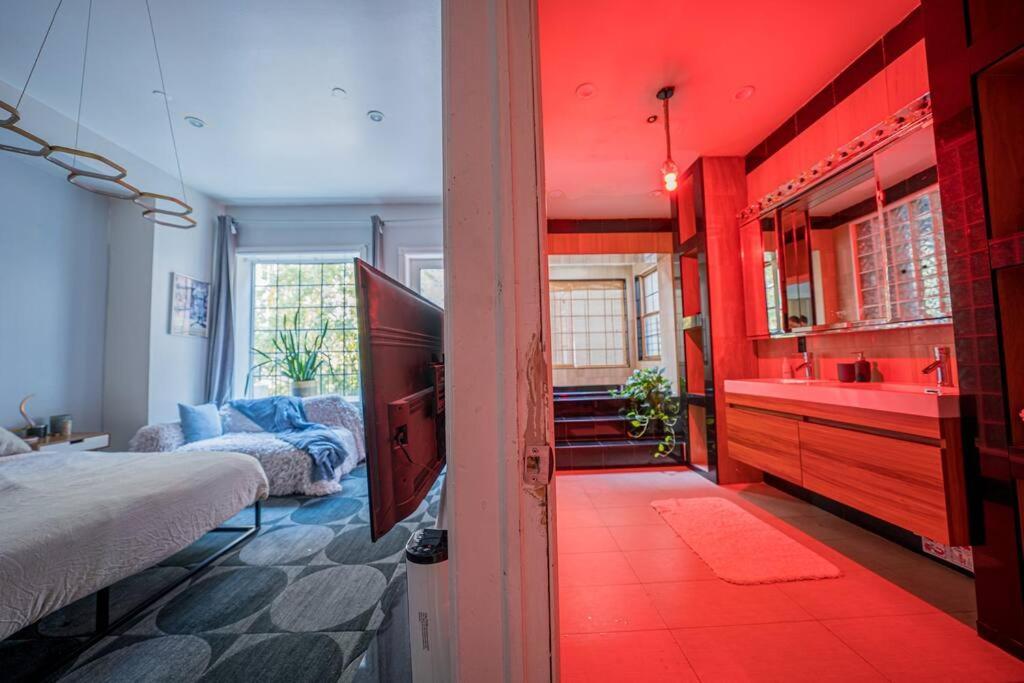 Private Gramercy Townhouse 3br 3ba With Terrace Holiday home New York