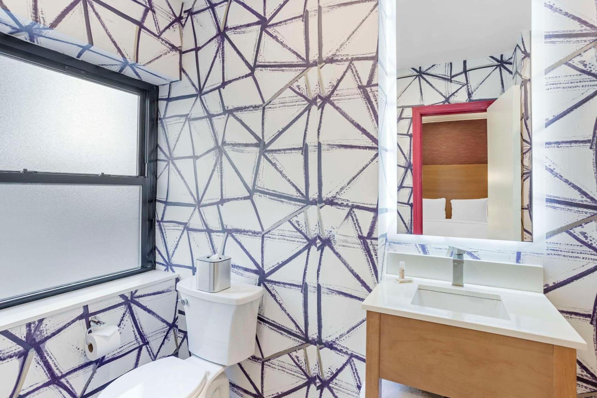 The Mayfair Times Square, An Ascend Collection Hotel