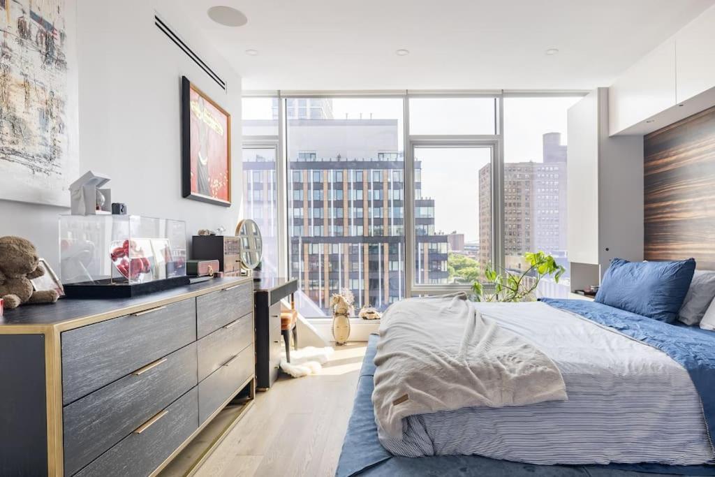 Travive Brand New Five Bedroom Penthouse *