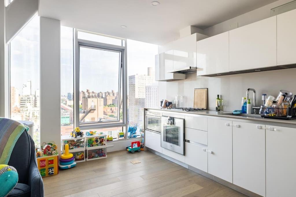 Travive Brand New Five Bedroom Penthouse New York