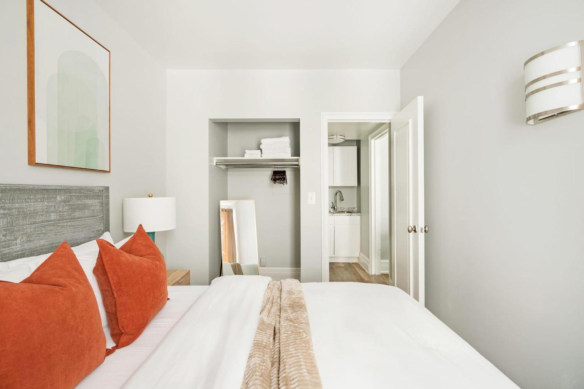 73-406 New 1br 1bth Uws Doorman Gym Appartement New York